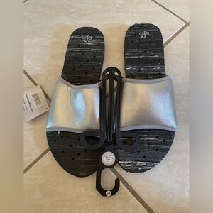 NWT Showa Flops- Metallic Silver Slides Black Bottom- 9/10 Women’s Eur 41 UK 9